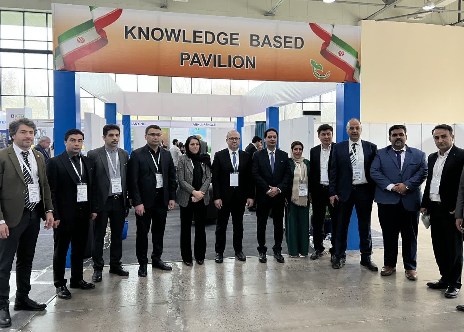 پاویون شرکت‌های دانش‌بنیان (پتروپاریز سبز البرز) در محل نمایشگاه بین‌المللی آگروتک ازبکستان (AgroExpoUzbekistan)